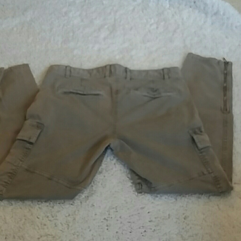 Gap  khakis  pants - Picture 4 of 5